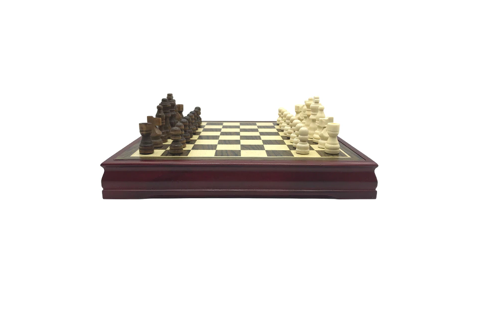 לוח שחמט מקצועי מעץ בעיצוב מהודר