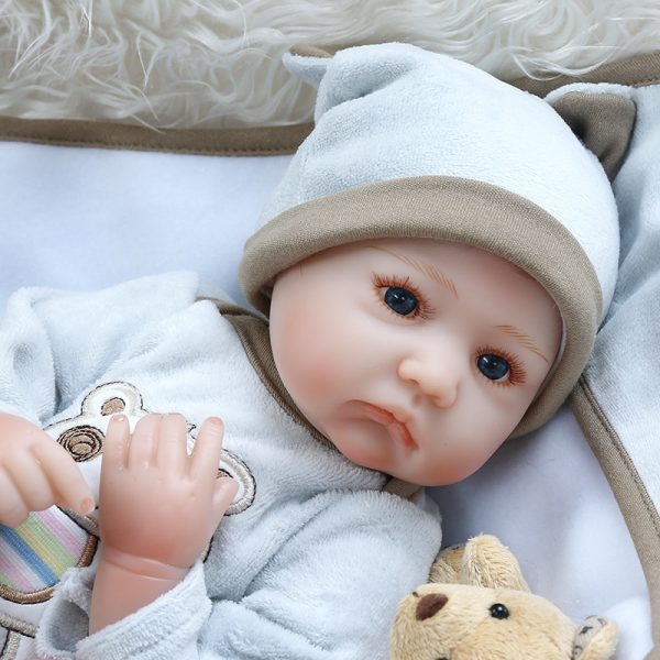 בובה של תינוקת